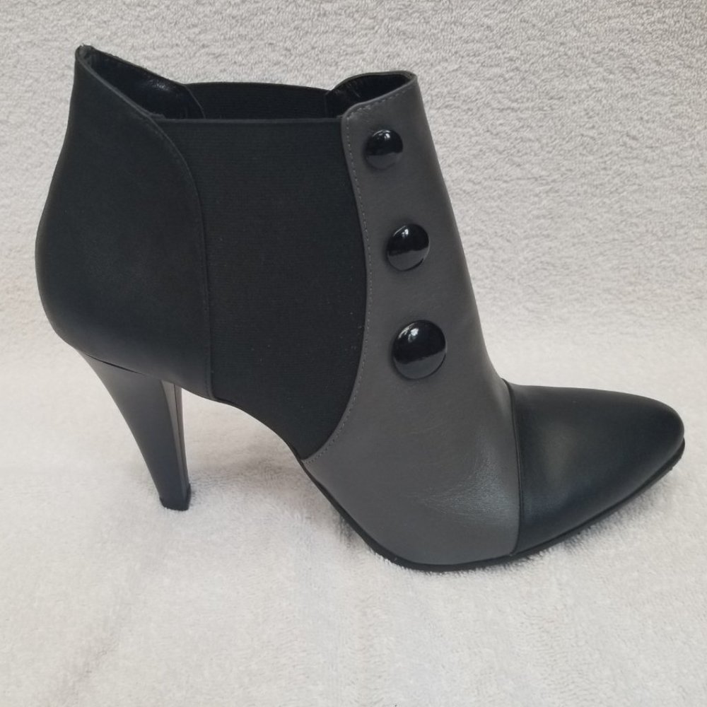 Cute all leather bootie new and unworn.